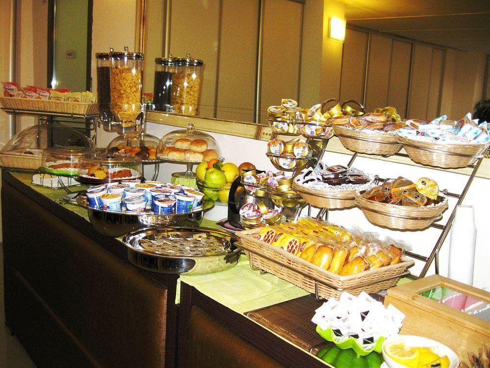 Hotel Darival Nomentana Rome Exterior photo